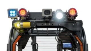 Verschiedene Sicherheits-Lichtsysteme und die Linde Reverse Assist Camera auf dem Ex-Schutz-Elektrostapler E14 von Linde MH