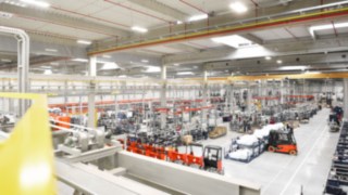 Halle de production Linde.Material Handling Halle de production Linde.Material Handling