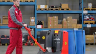 Individu avec transpalette T20 de Linde Material Handling